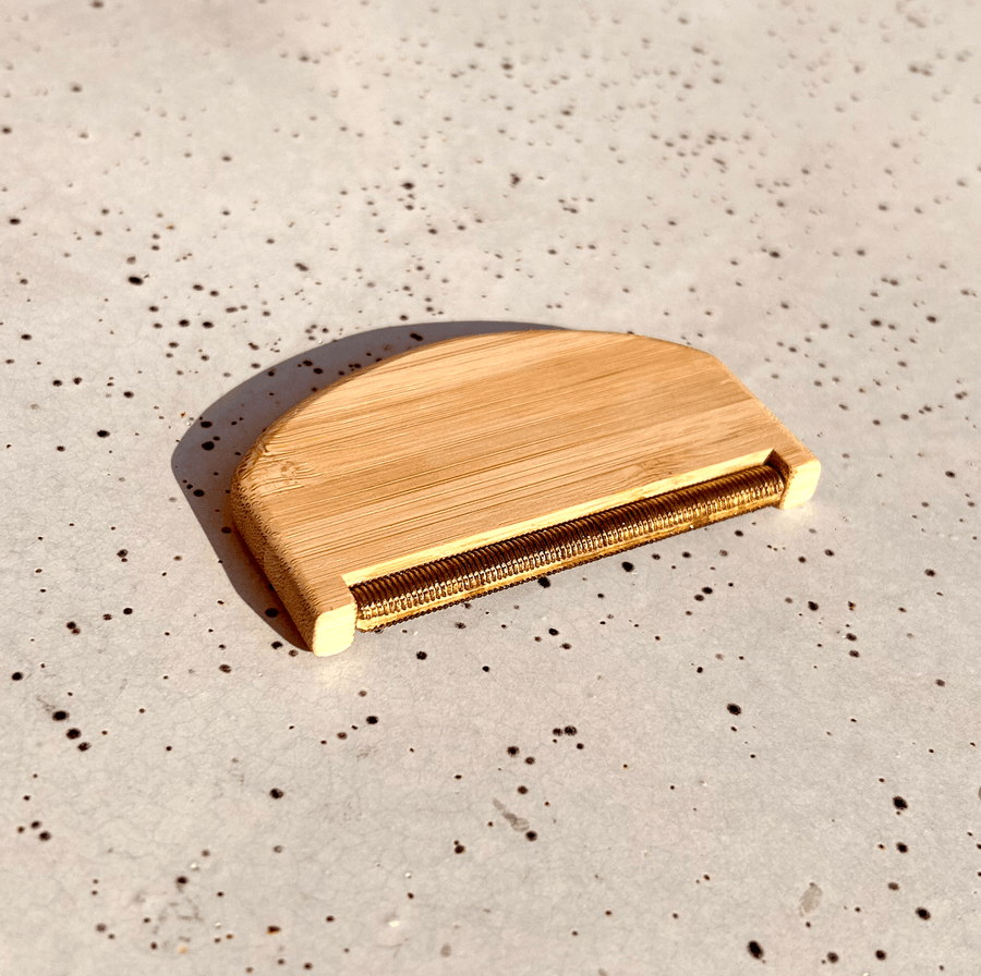 Bamboo Travel Lint Remover - Echo Market