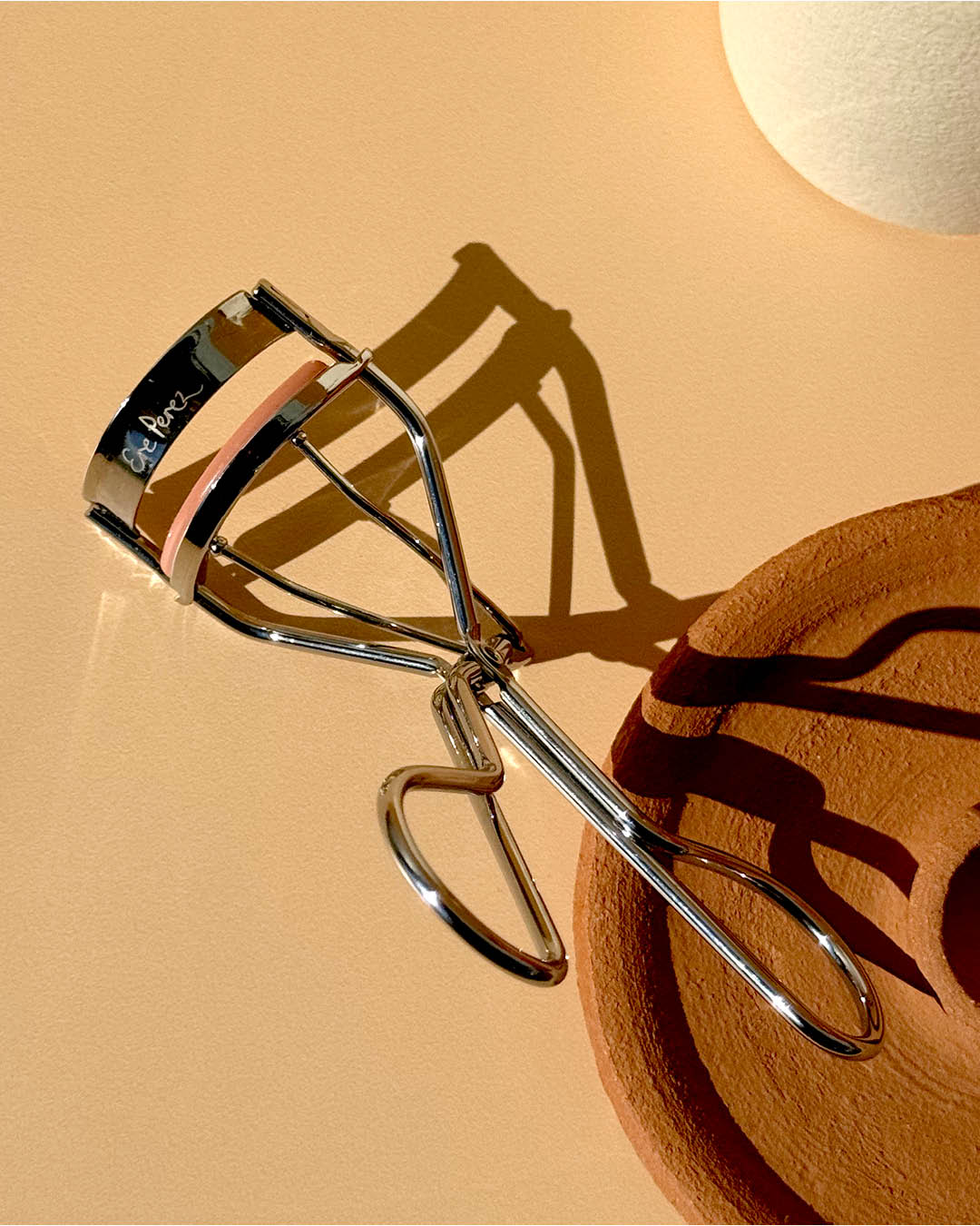 Spectacular Eyelash Curler - Echo Market