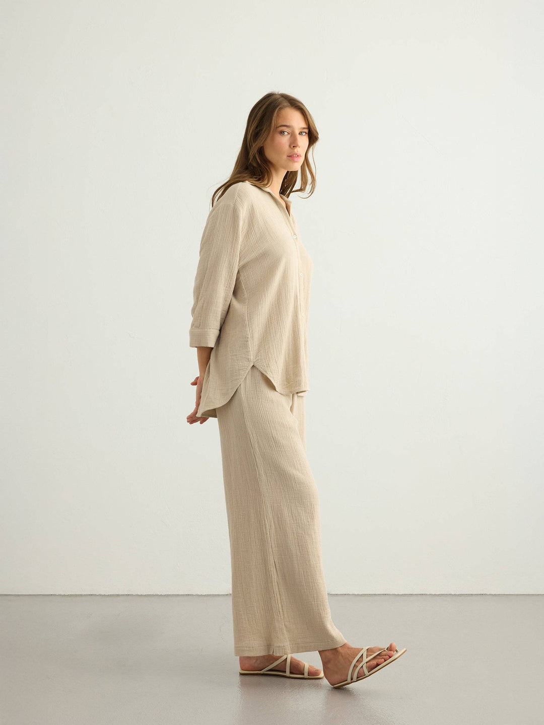 Woman wearing The Handloom&