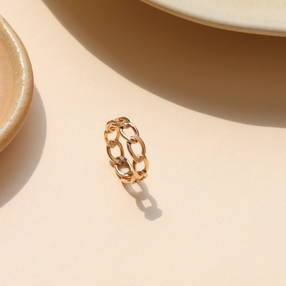 Alex Ring - Echo Market