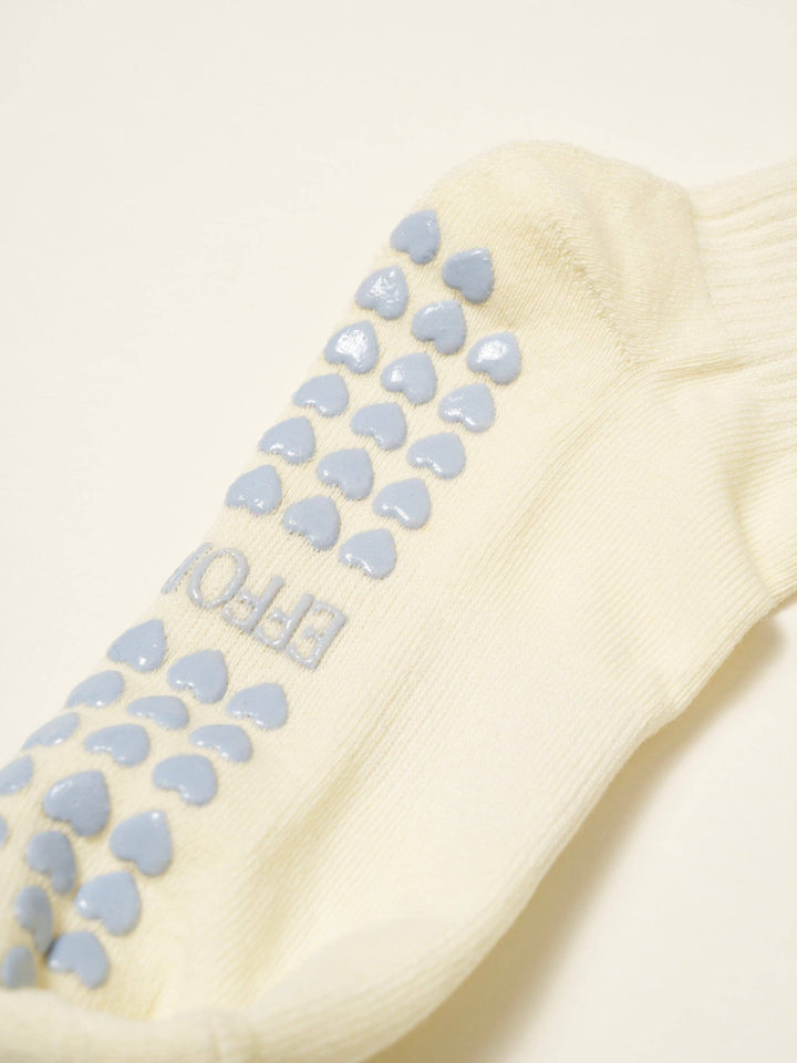 🎀 Bow Ruffle Grip Sock | Dusty Blue | Pilates Socks - Echo Market