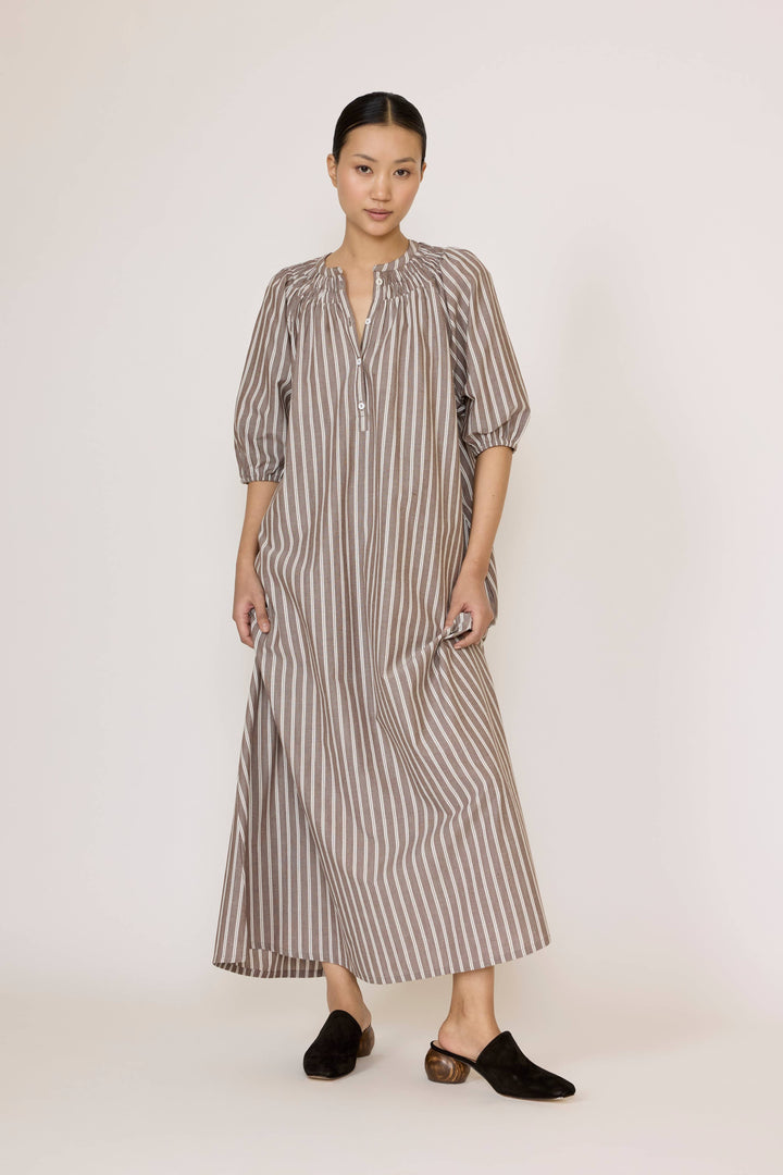 Woman wearing Laude&