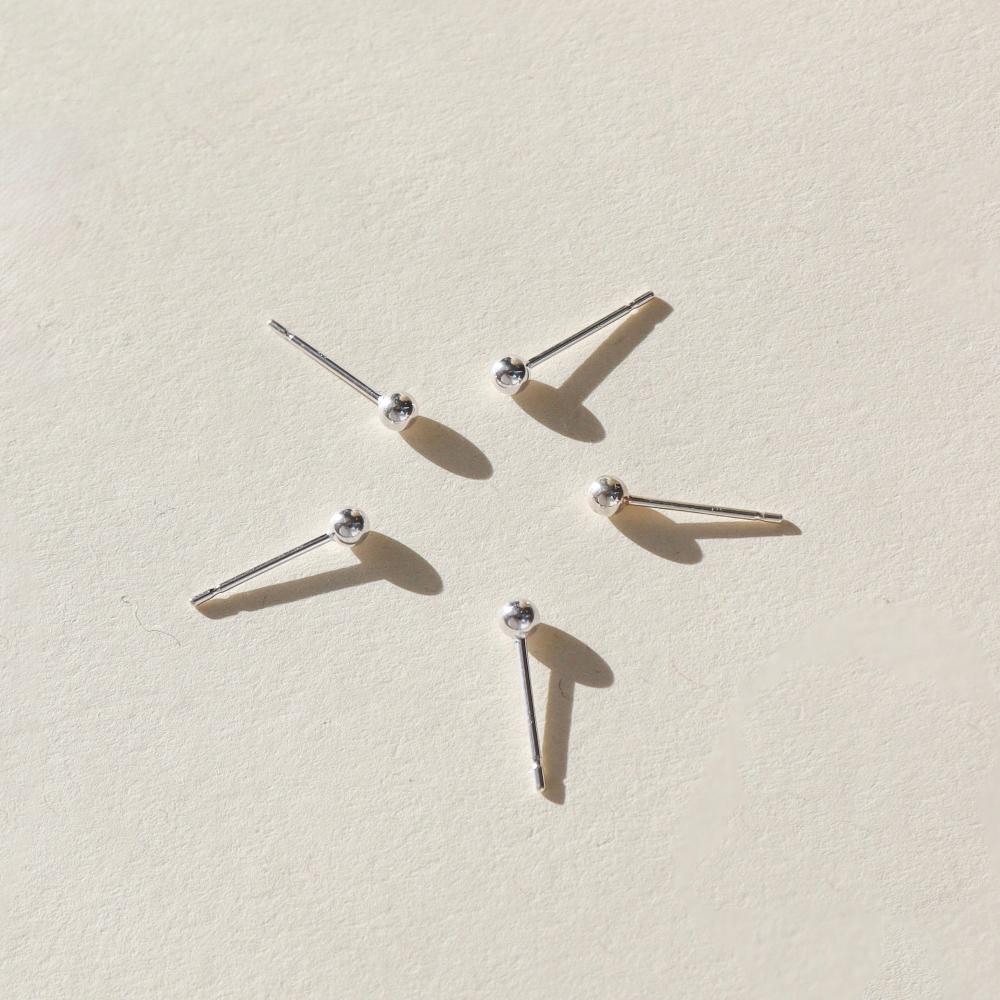Classic Studs - Echo Market