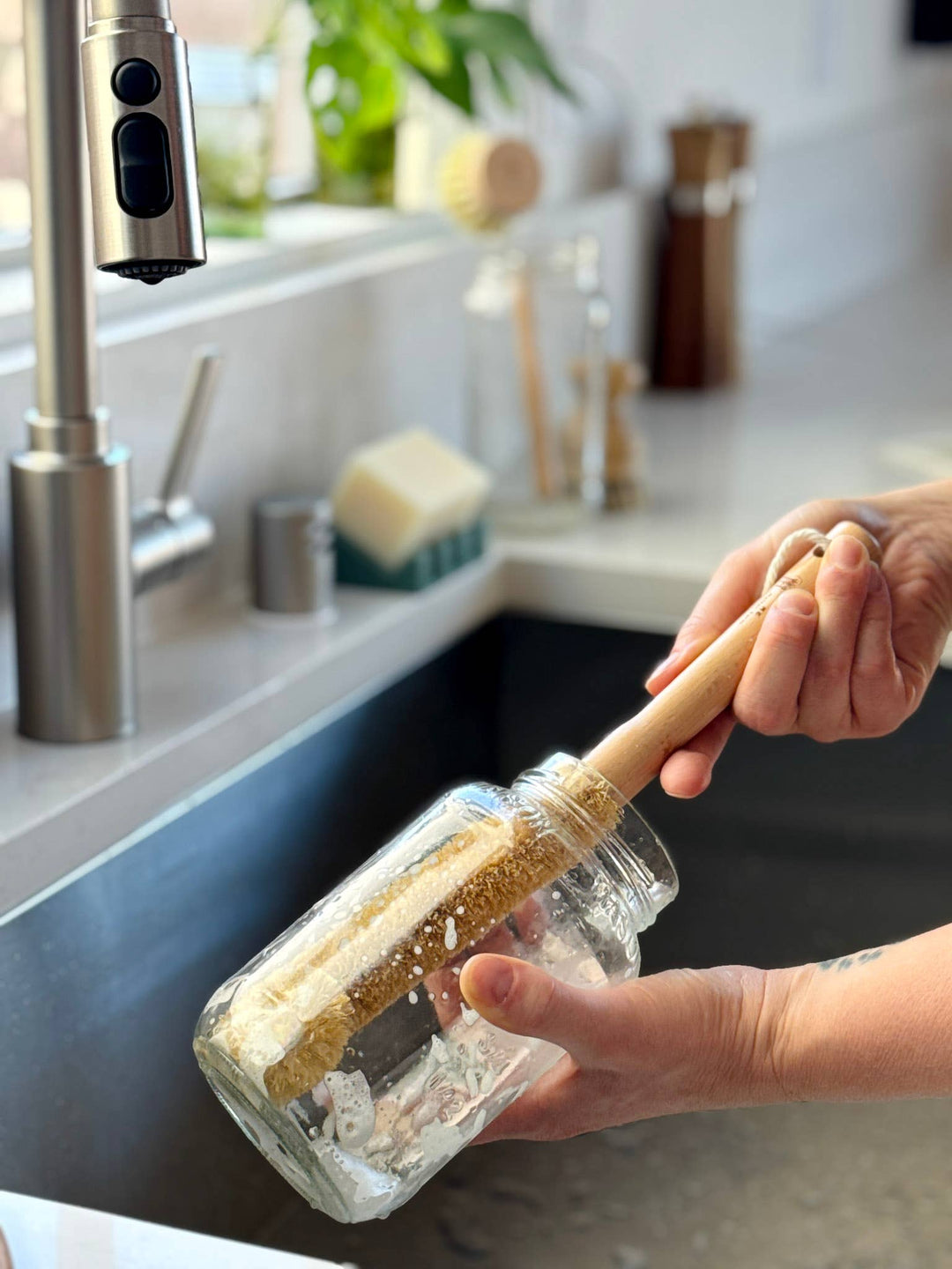 Coconut Bottle Scrub Brush - Echo Market