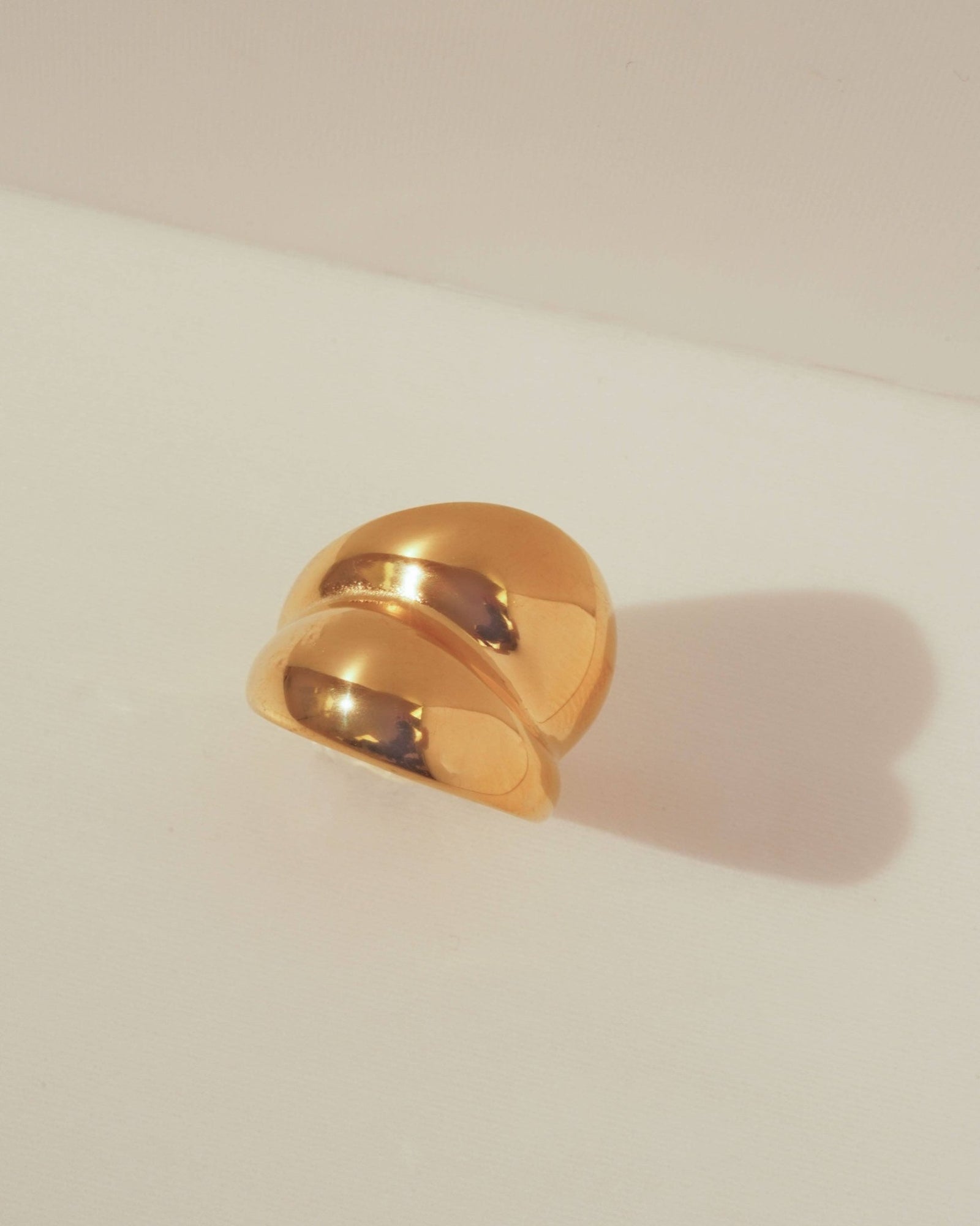 Demetria Ring - Echo Market