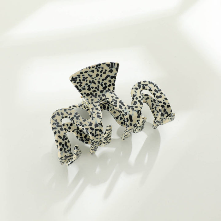 Esme Large | Classic Large Wavy Claw Clip - Echo Market