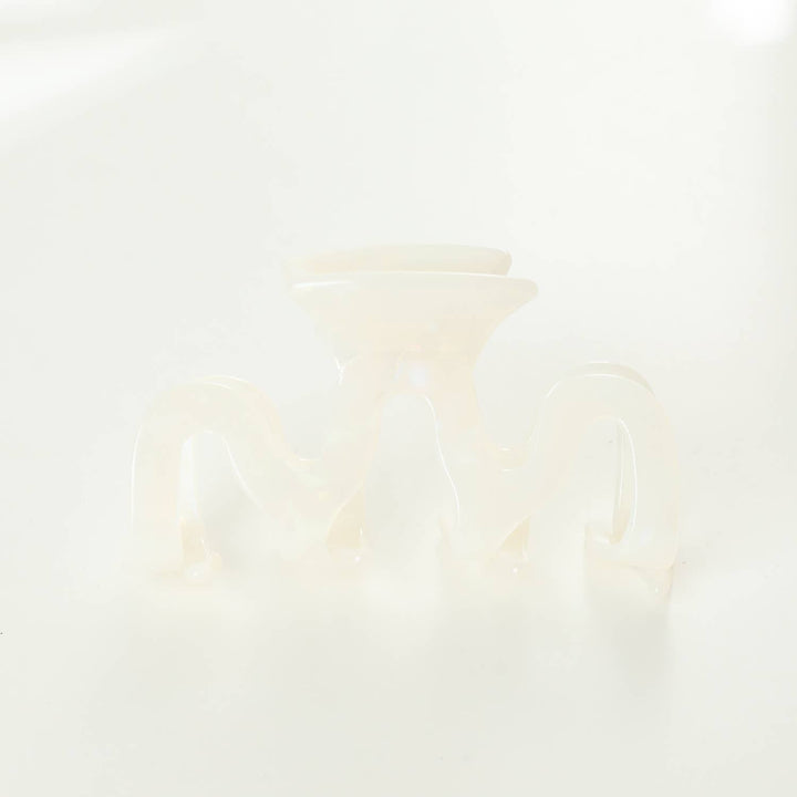 Esme Large | Classic Large Wavy Claw Clip - Echo Market