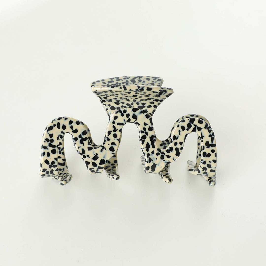 Esme Large | Classic Large Wavy Claw Clip - Echo Market