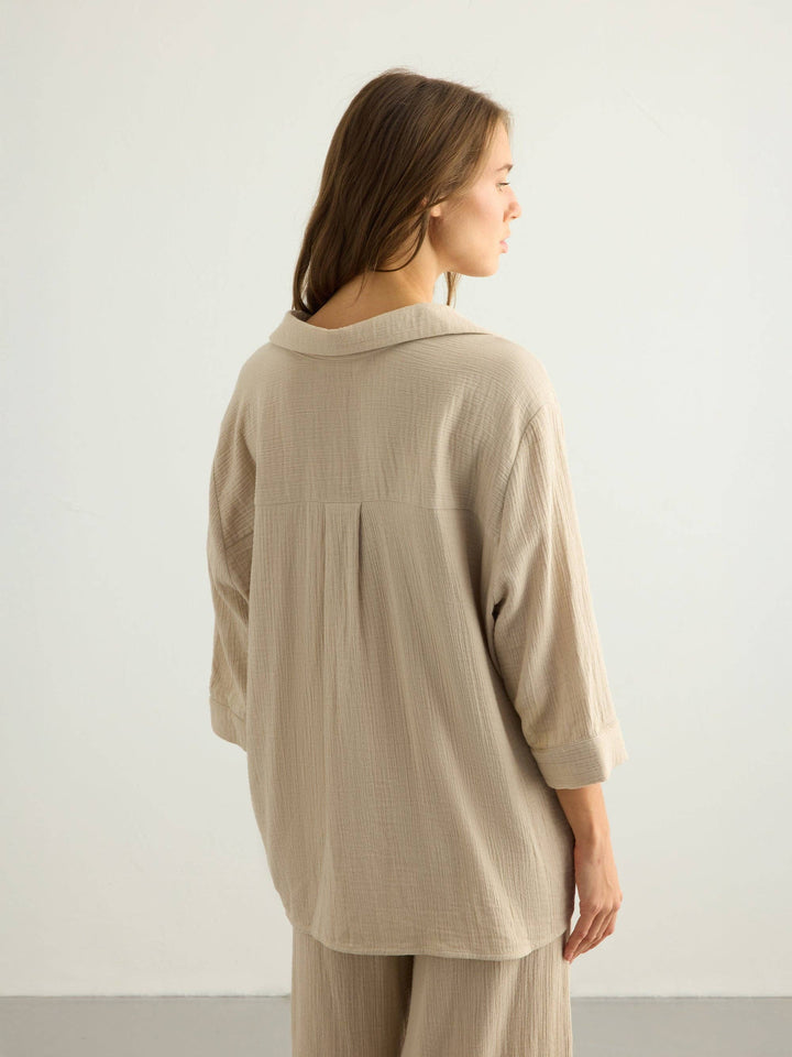 Woman wearing The Handloom&