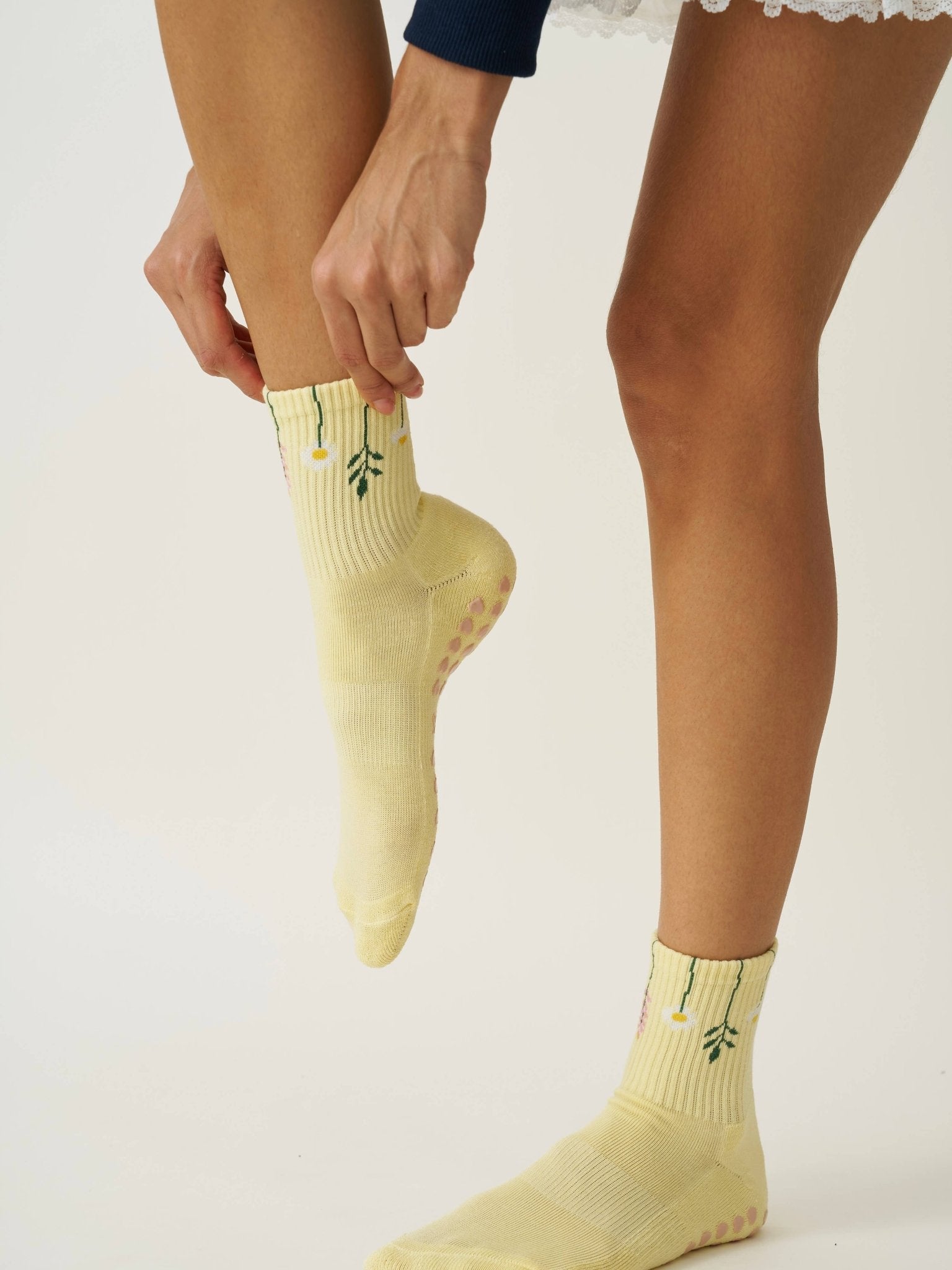 🌿 Flower Stem Grip Sock | Pilates Socks - Echo Market