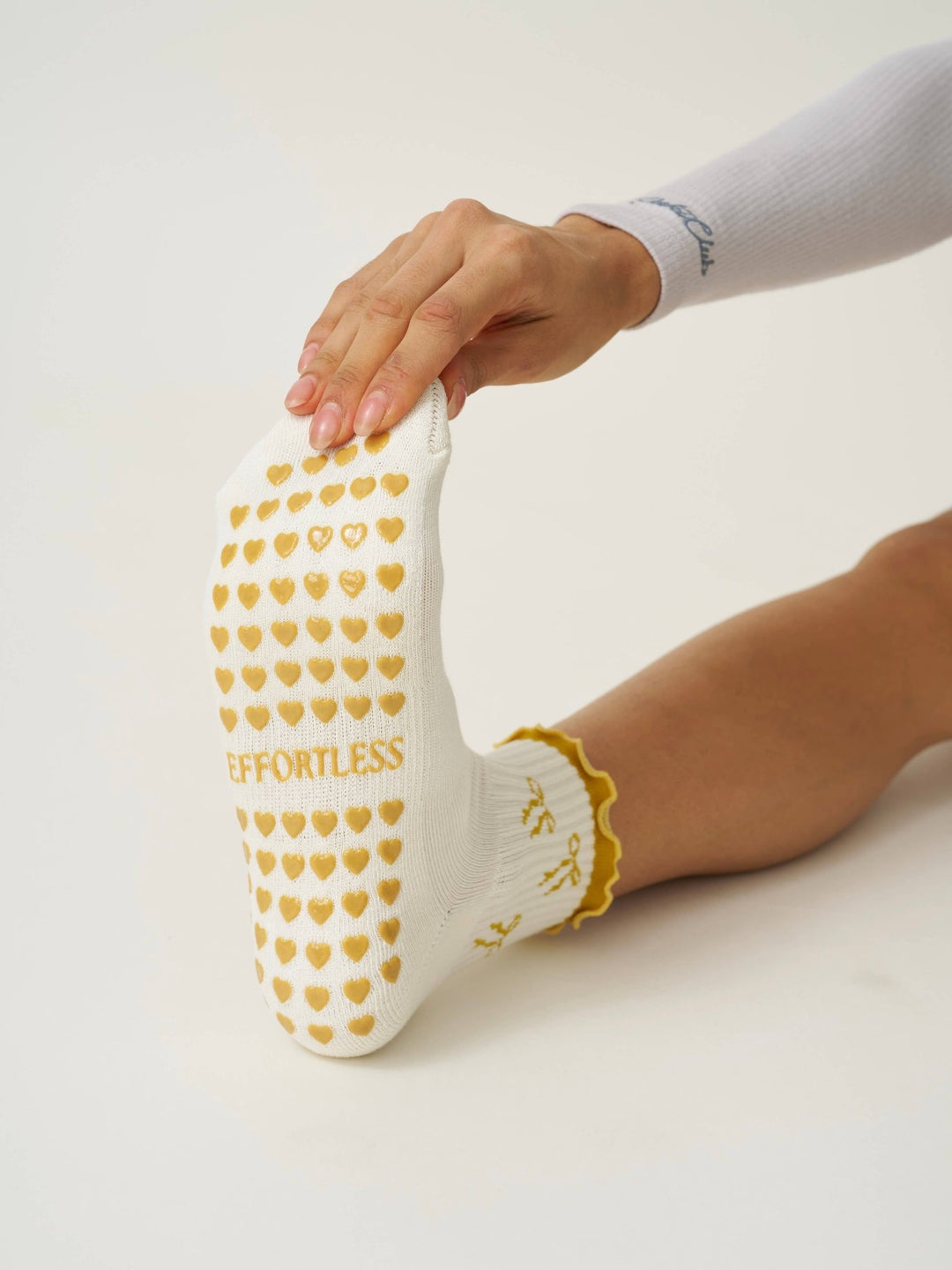 🎀 Gold Bow Ruffle Grip Sock | Pilates Socks - Echo Market
