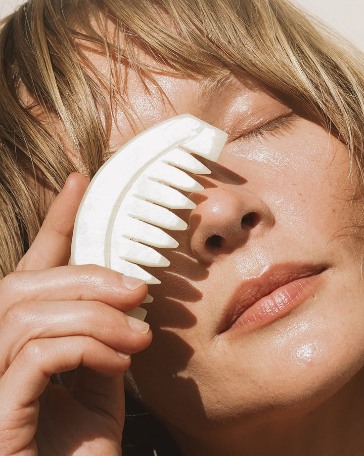 Gua Sha Scalp Comb - Echo Market
