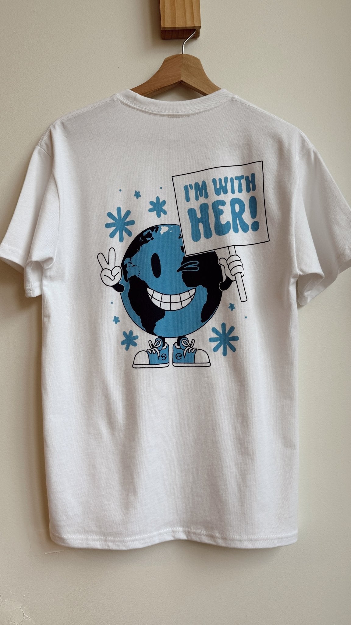 "I'm With Her" | Earth Day 2025 Graphic Tee - Echo Market