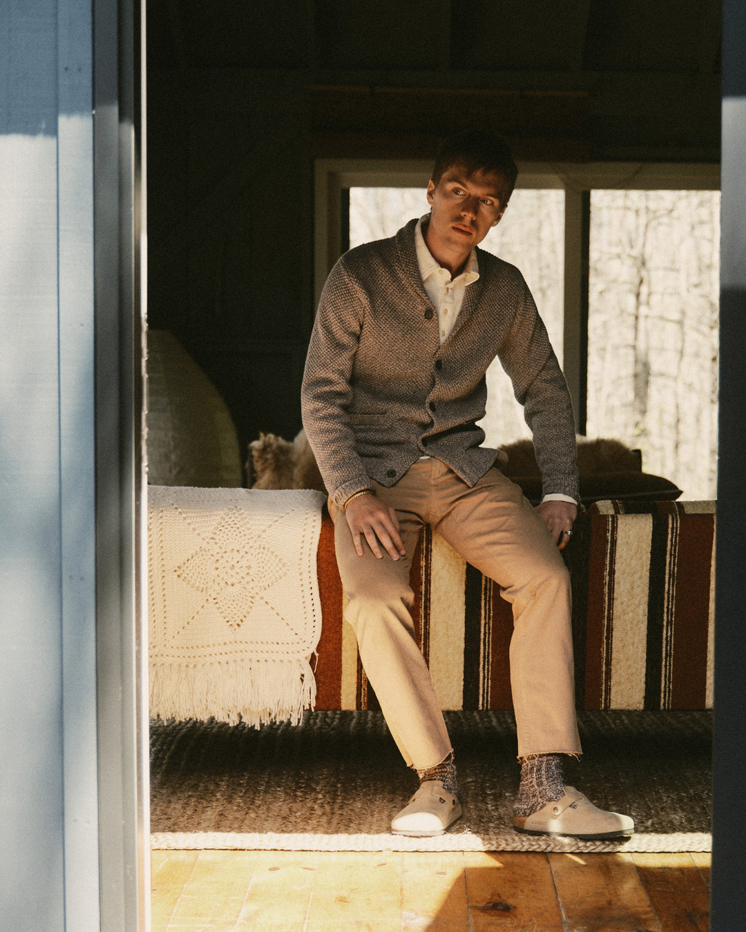 A man wearing Taylor Stitch&