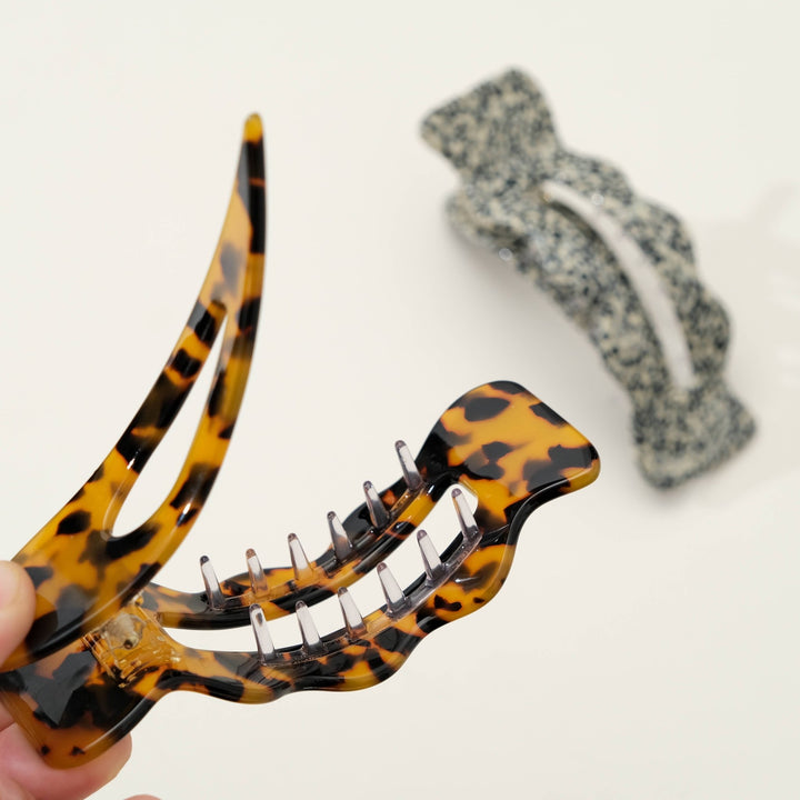 Jane Core | Scalloped Flat Claw Clip - Echo Market