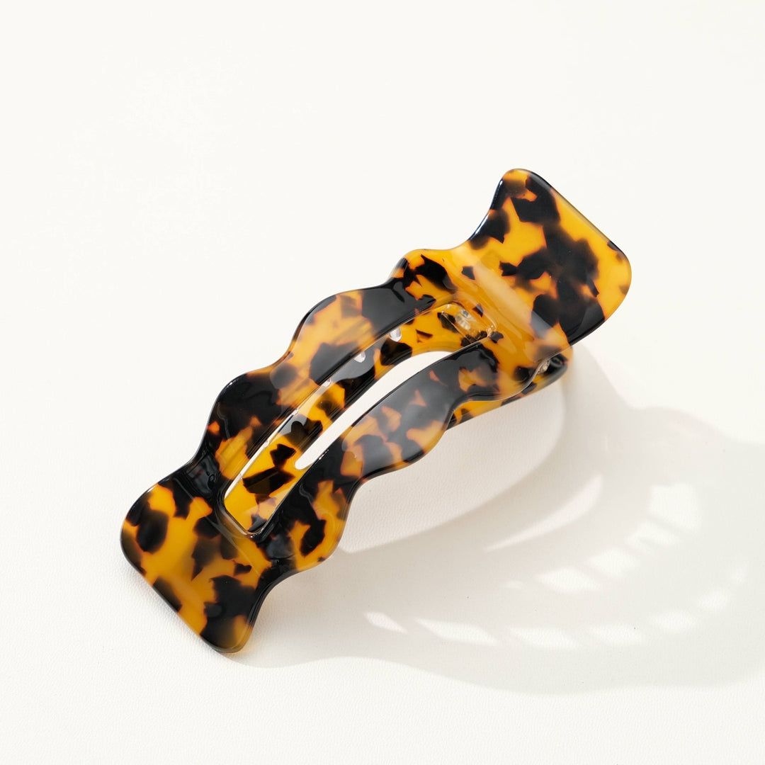 Jane Core | Scalloped Flat Claw Clip - Echo Market