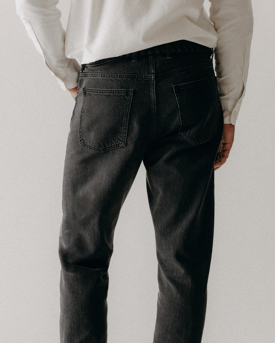Men's The Democratic Jean | Washed Black Organic Slub Selvedge - Echo Market