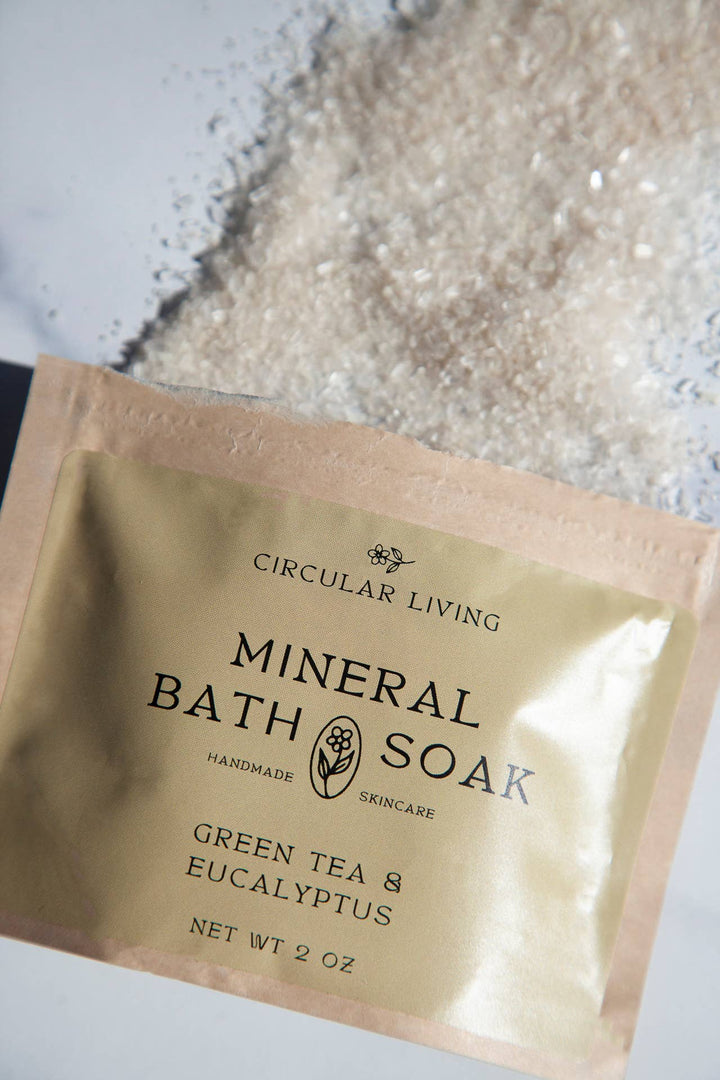 Mineral Bath Soak Sachet | Green Tea & Eucalyptus - Echo Market