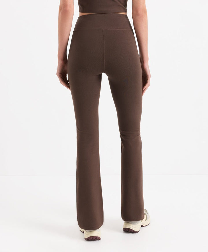 On the Go-To Contour Bootcut Legging - Echo Market