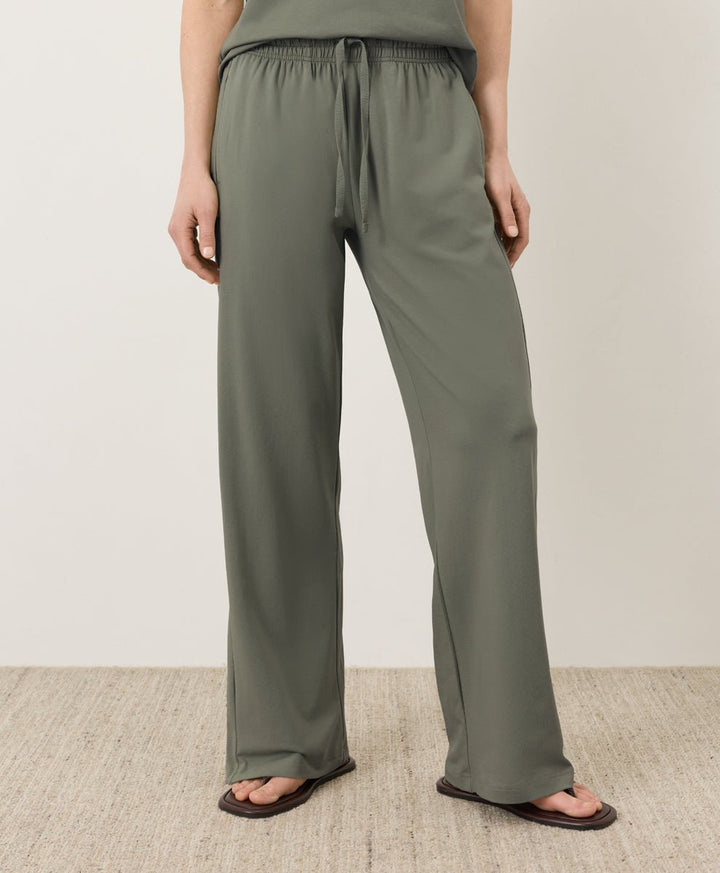 Organic Cool Stretch Lounge Pant - Echo Market