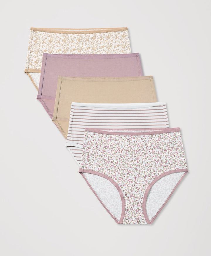 Set of women&