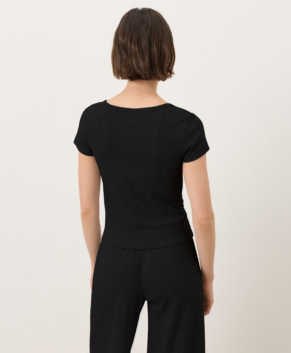 Woman wearing Pact&