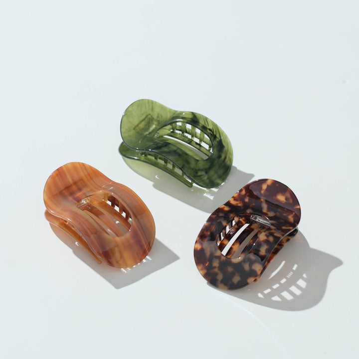 Oval Flat Lay | Medium Claw Clips - Echo Market