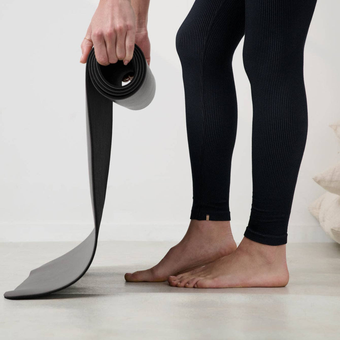 Seamless Modal Flow Legging | Immersed Black - Echo Market