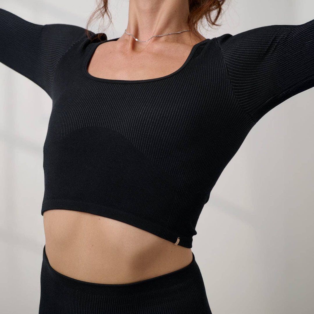 Seamless Modal Flow Long Sleeve | Immersed Black - Echo Market