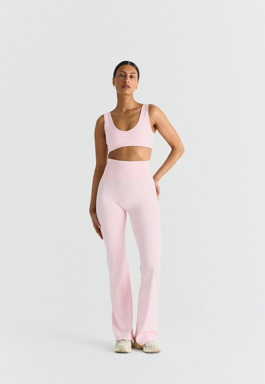 Softsculpt Deep V - Neck Bra - Echo Market