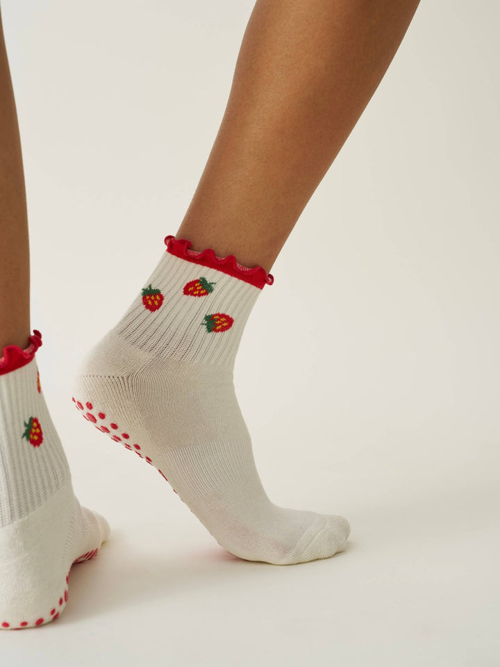 🍓 Strawberry Ruffle Grip Sock | Pilates Socks - Echo Market