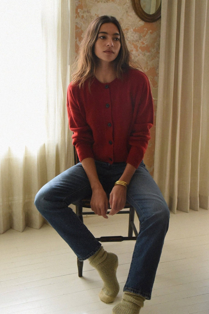 The Cashmere Kaia Cropped Cardigan | Pomegranate - Echo Market