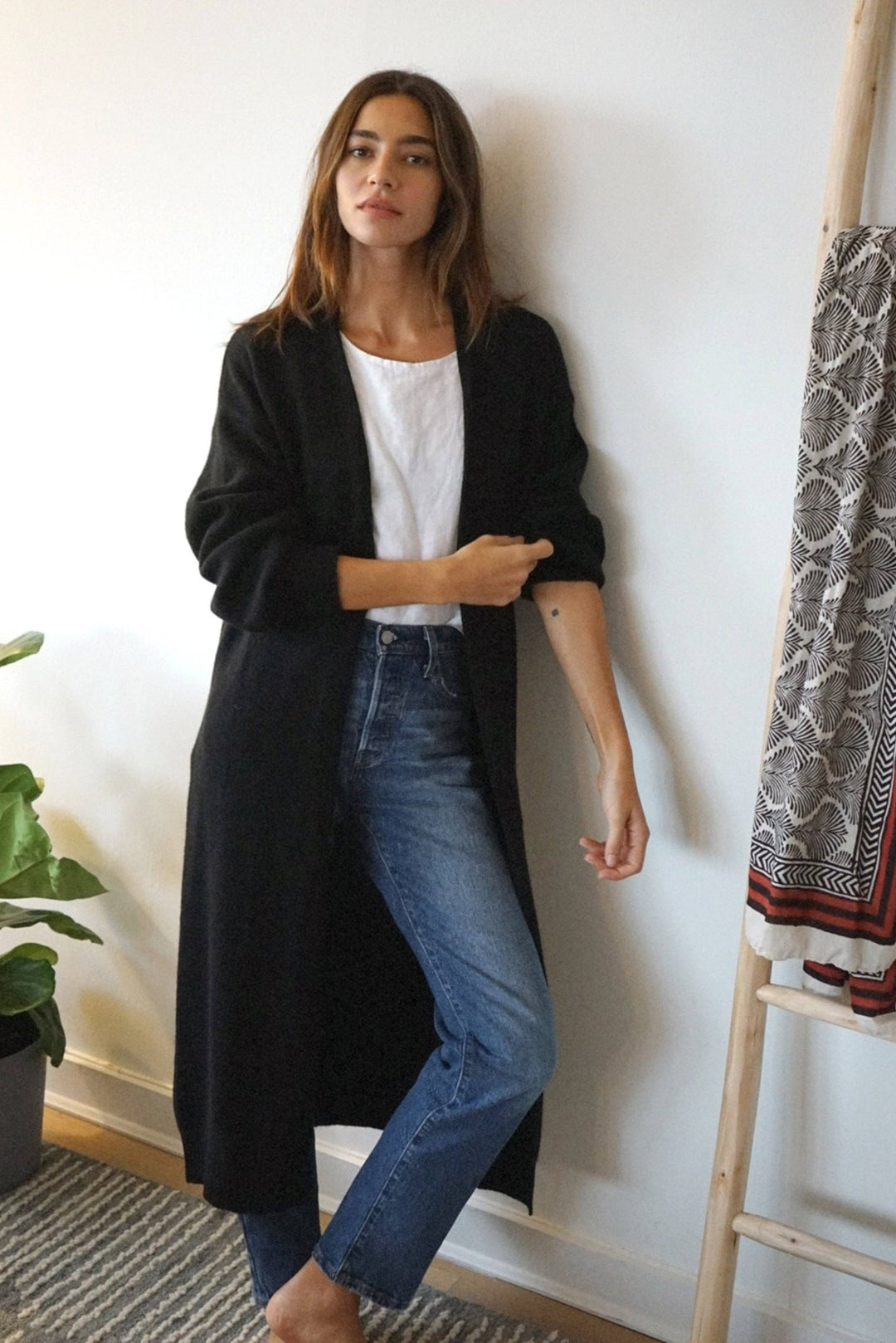 The Cashmere Marlow Long Cardigan | Noir - Echo Market