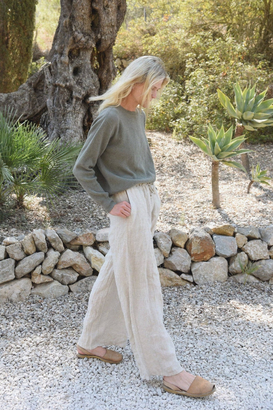 The Cashmere Maya Crew Neck | Sage - Echo Market