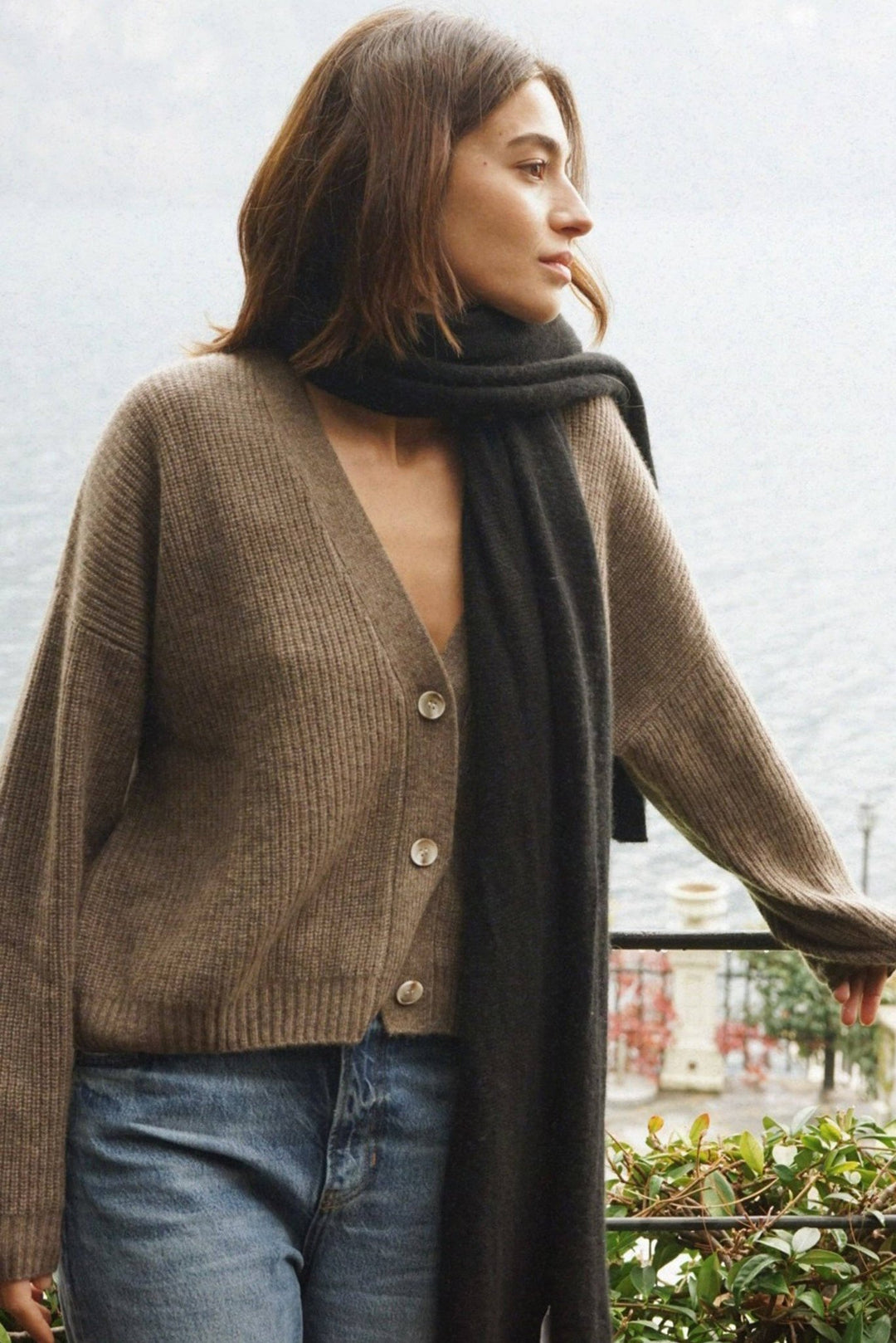 The Cashmere Muma Cropped Cardigan - Echo Market