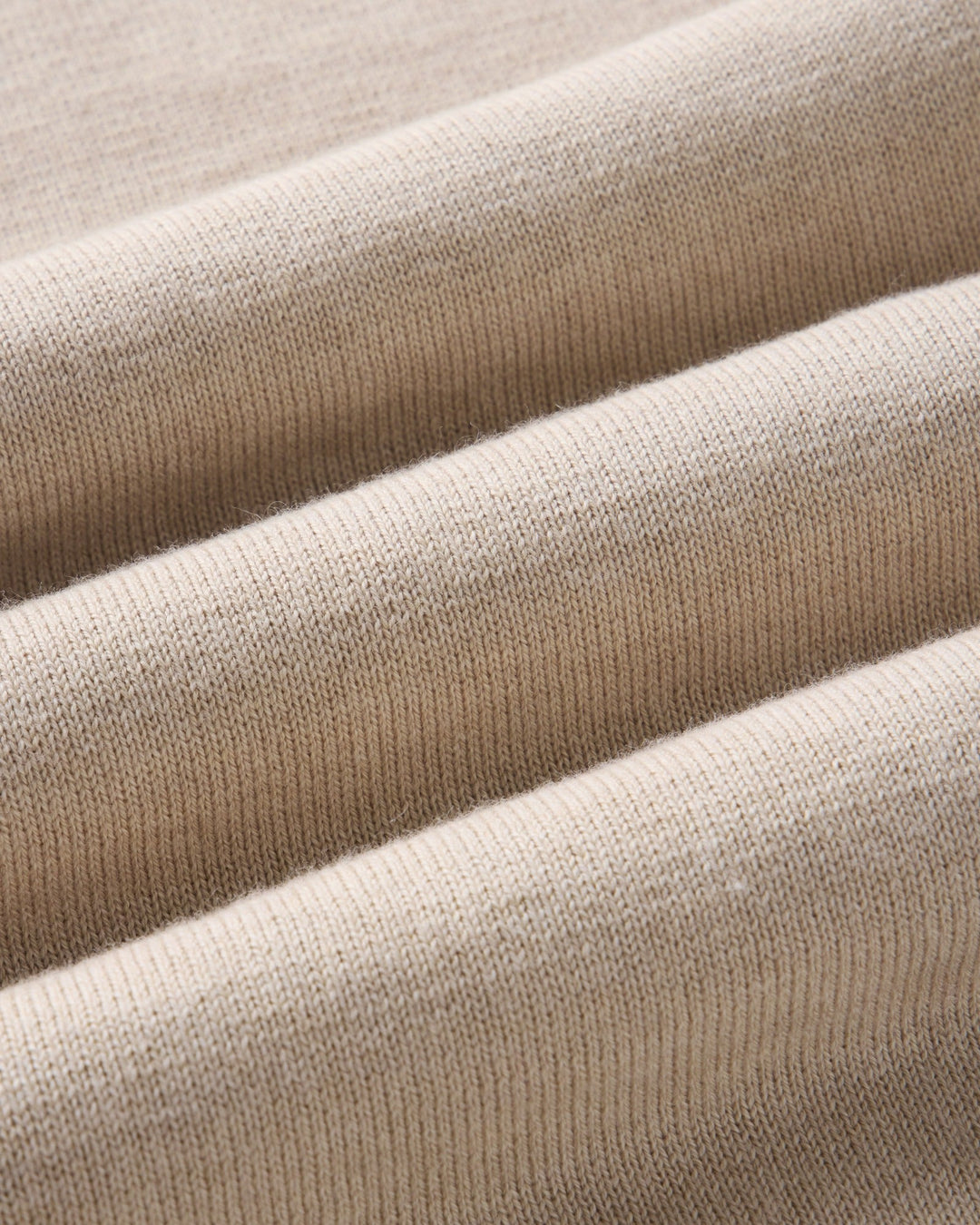 Close-up of Taylor Stitch&