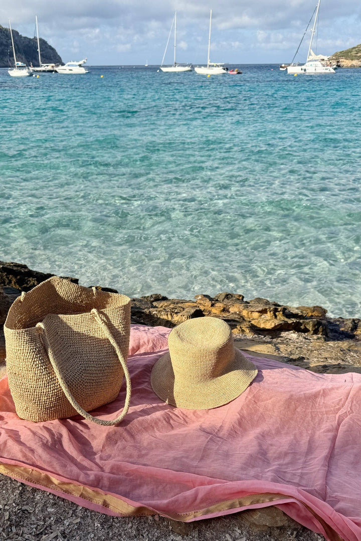 The Pareo | Coral - Echo Market