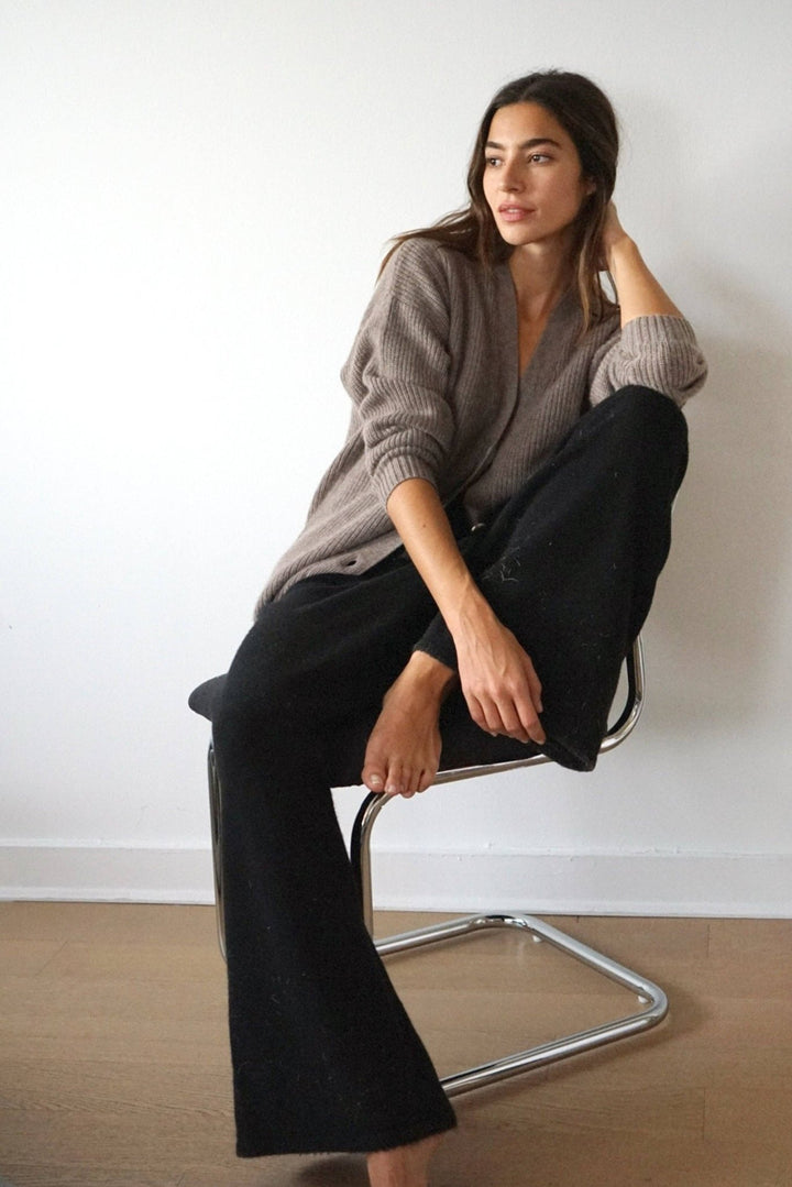 The Rocio Cashmere Pants | Noir - Echo Market