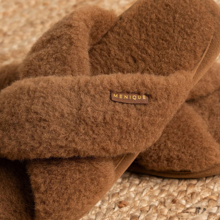 Women's Merino Cross Fluffy Slippers Brown - Echo Market