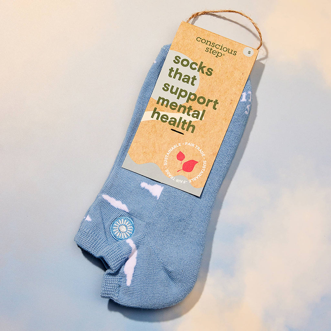 Ankle Socks that Support Mental Health (Floating Clouds): Small - Echo Market