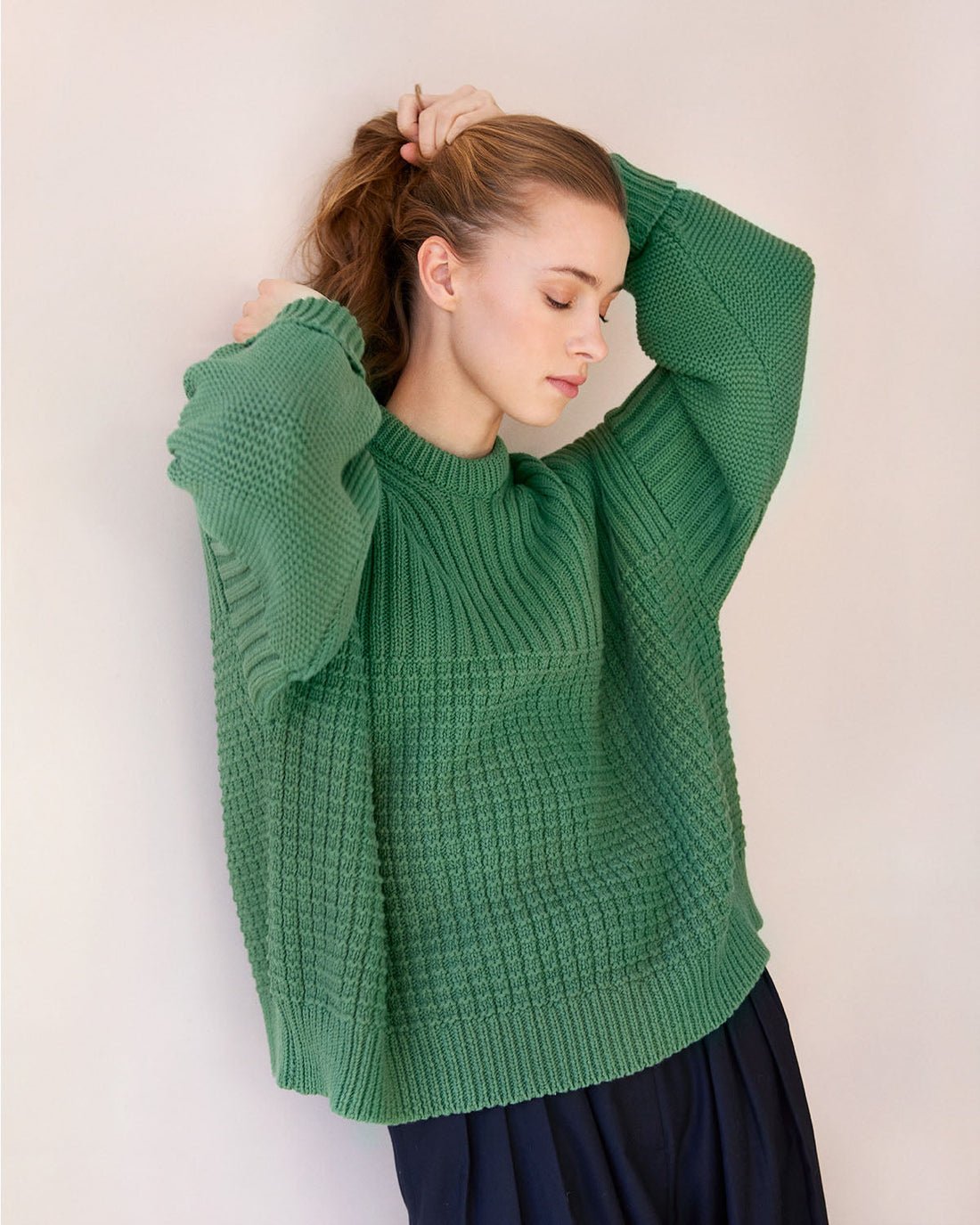 Load image into Gallery viewer, Delčia Sweater - Echo Market

