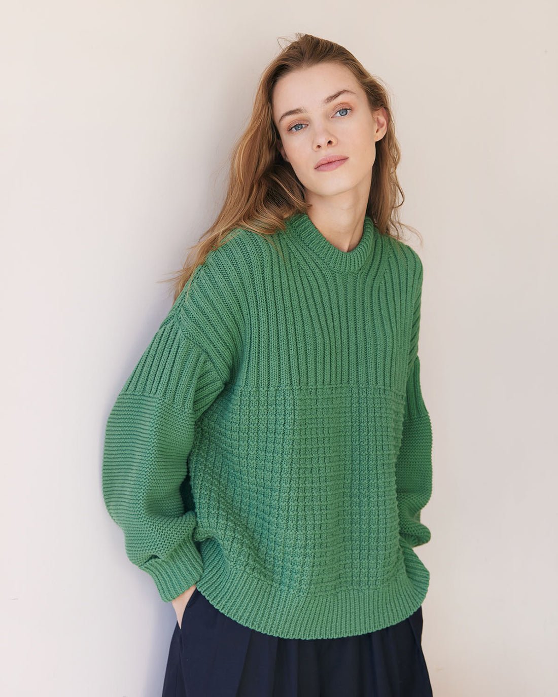 Load image into Gallery viewer, Delčia Sweater - Echo Market
