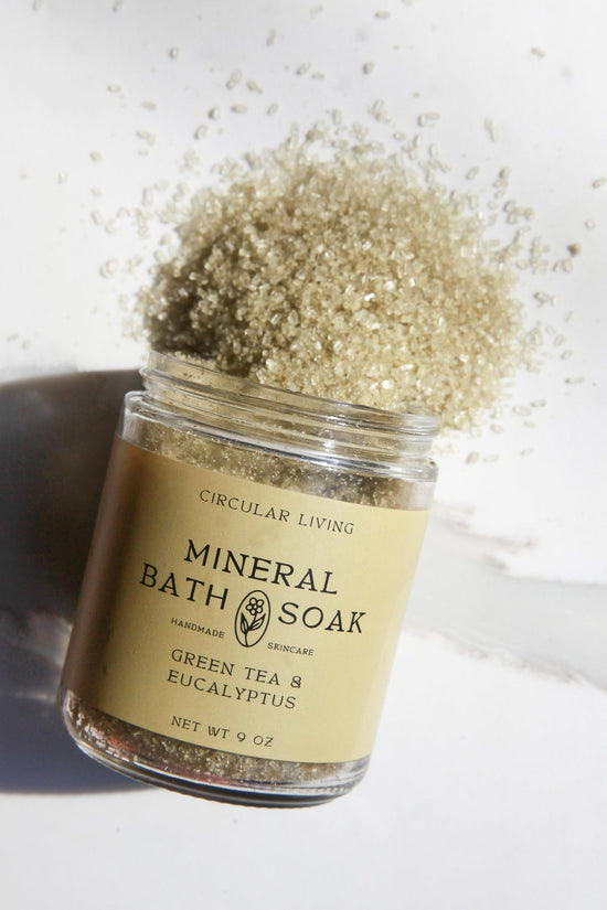 Mineral Bath Soak, Green Tea & Eucalyptus - Echo Market