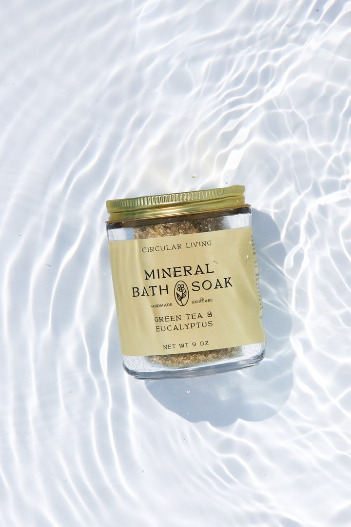 Mineral Bath Soak, Green Tea & Eucalyptus - Echo Market