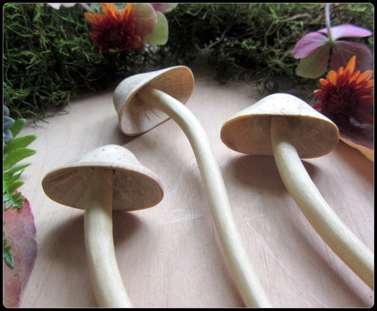 Load image into Gallery viewer, natural carved light blonde wood mushroom hair stick: Medium - Echo Market
