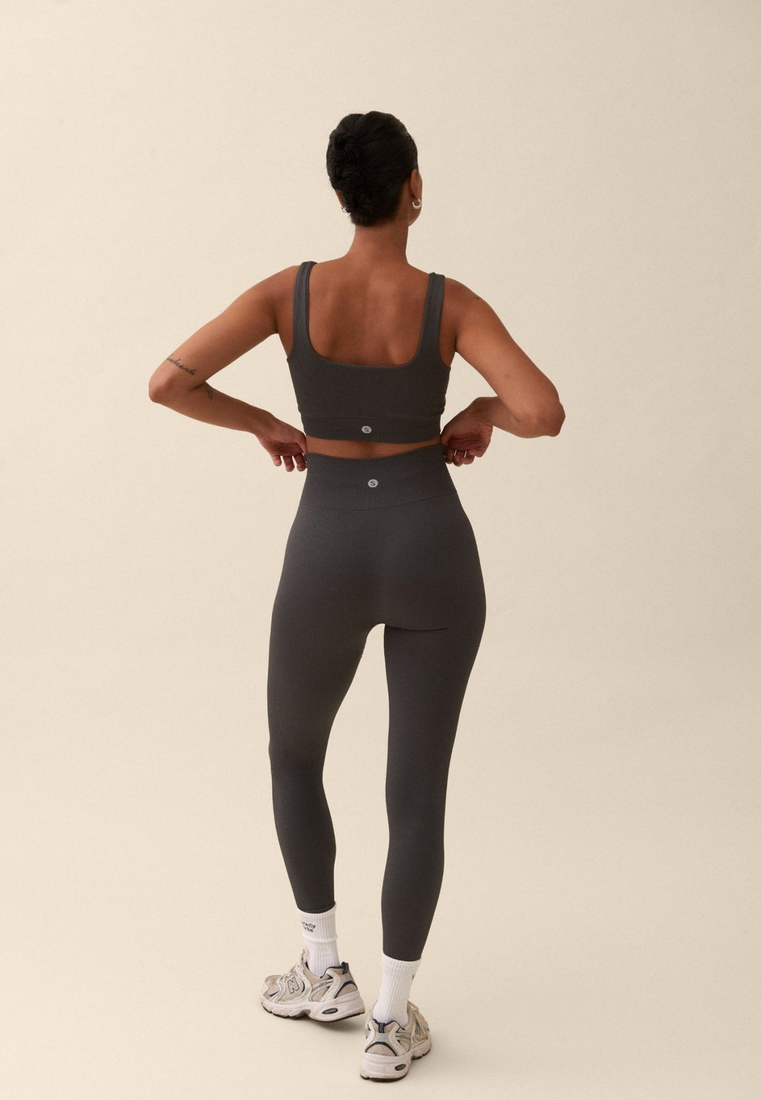 Ribbed Seamless Leggings - Echo Market