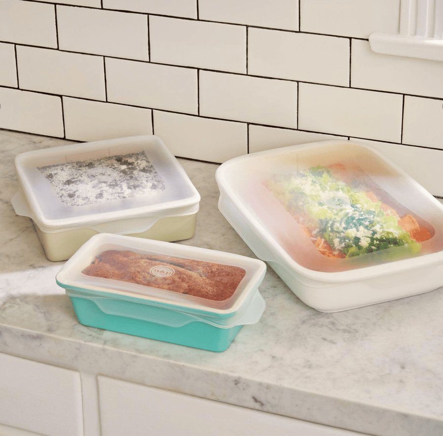 Silicone Stretch Baking Lids Set - Three different sizes shown covering pans of food - Echo Market