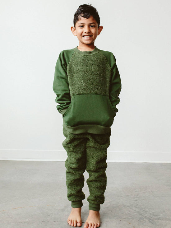 Load image into Gallery viewer, Sherpa Kids L/S Two-Piece Sweatsuit - Spruce - Echo Market
